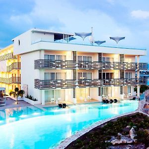 Sonesta Ocean Point Resort (Adults Only)
